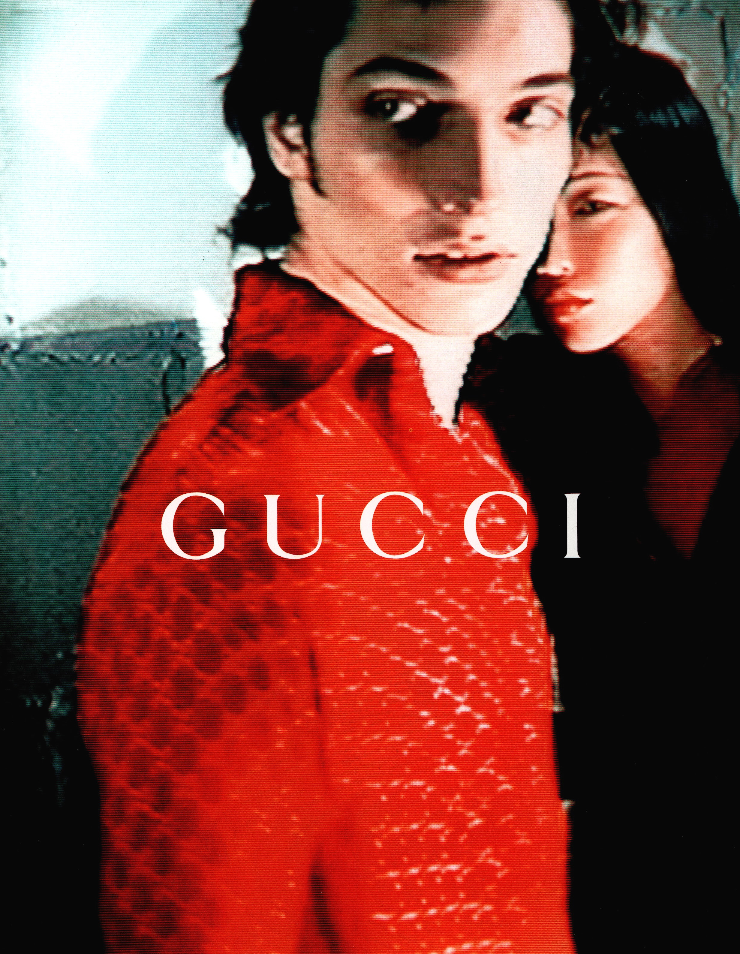 Кампейн Gucci 1997,  Vogue, Анджела Линдвалл, Кэролин Мерфи, фотограф Марио Тестино — Модная фотография 90-х: от гламура к реализму / Камералабс