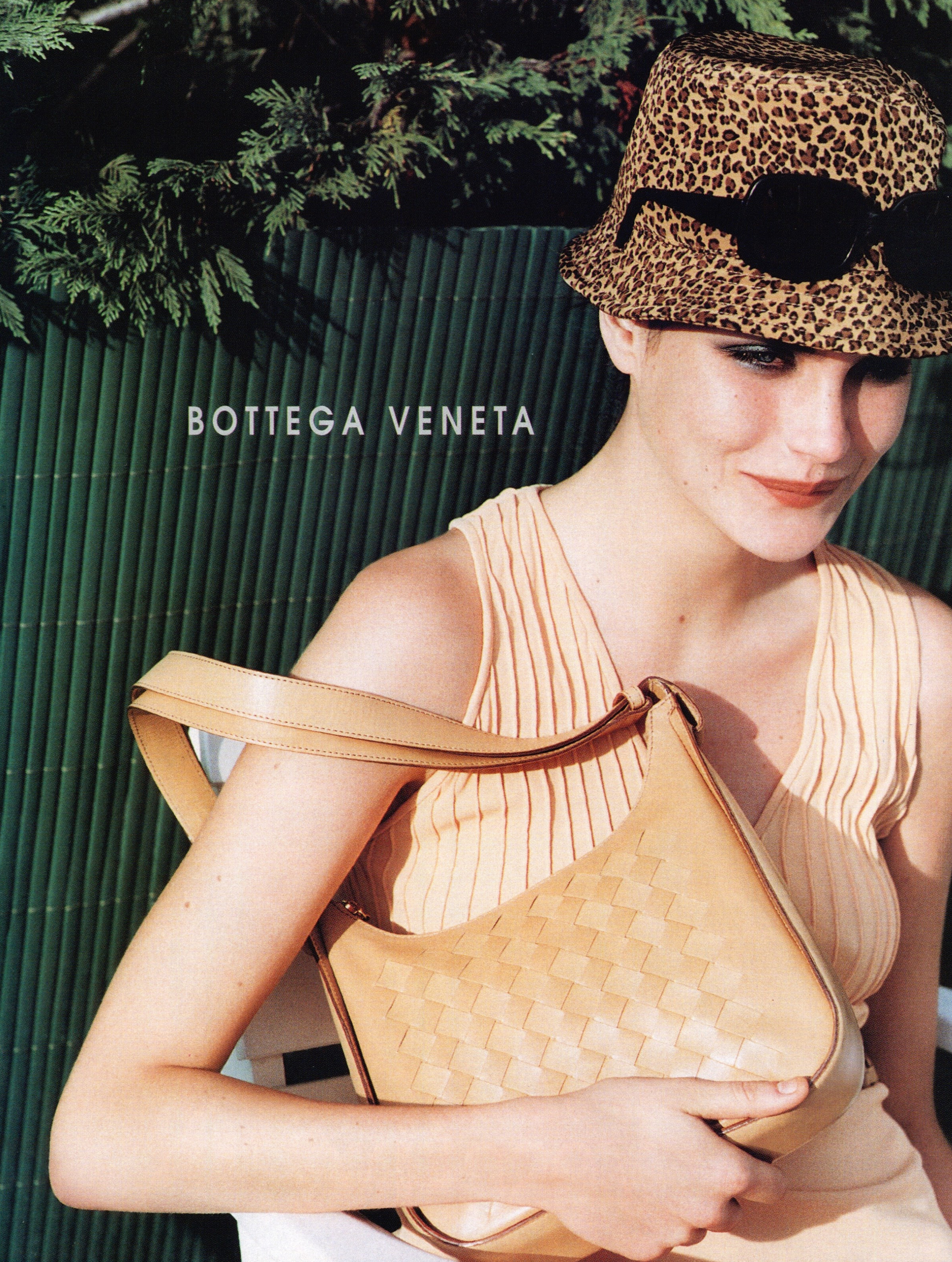 Кампейн Bottega Veneta 1998, Vogue Italia, Мисси Райдер, фотограф Питер Линдбергг (3) — Модная фотография 90-х: от гламура к реализму / Камералабс