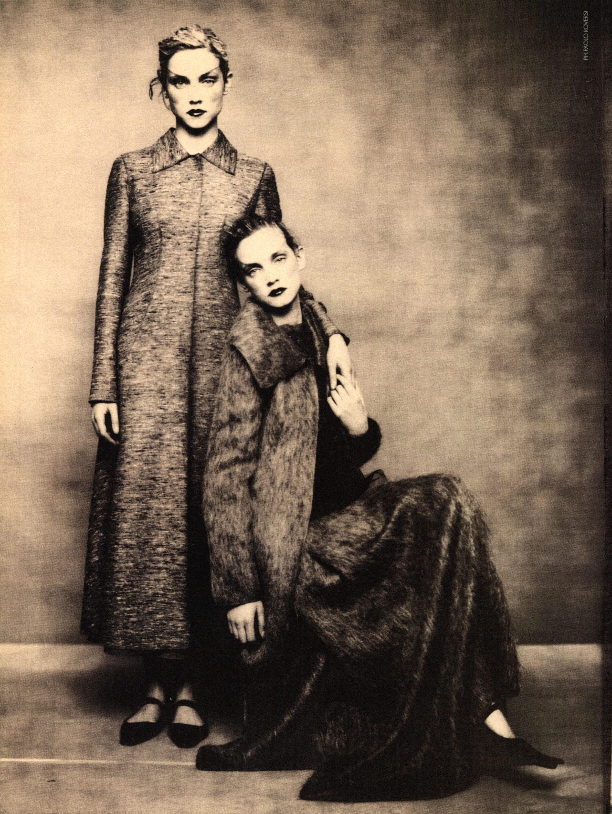 Кампейн Alberta Ferretti 1998, Vogue Italia, Александра Егорова, фотограф Паоло Роверси — Модная фотография 90-х: от гламура к реализму / Камералабс