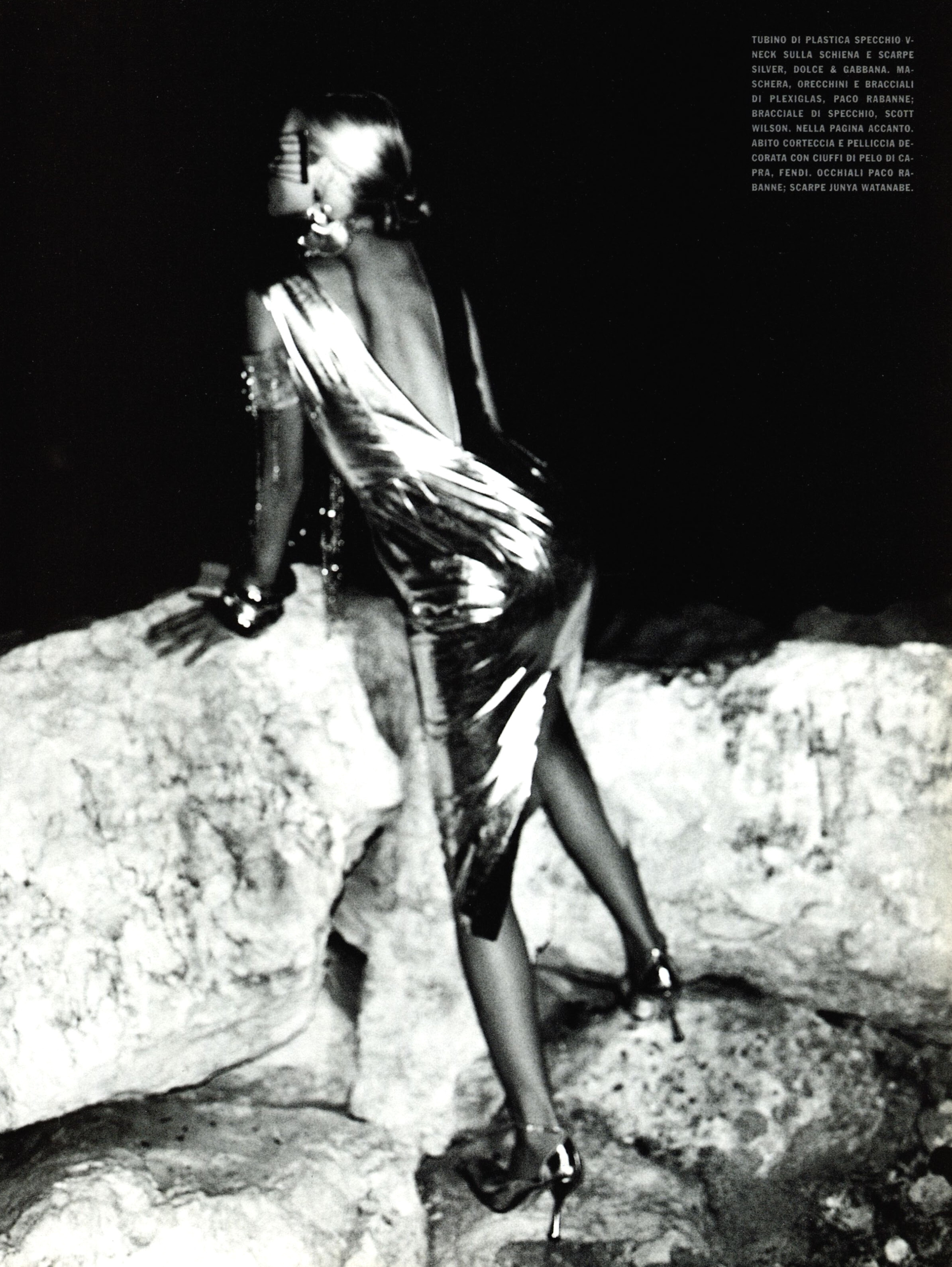 Эдиториал Tomorrows Girl, Vogue Italia, Эстер Каньядас, фотограф Хельмут Ньютон, 1998 год (2) — Модная фотография 90-х: от гламура к реализму / Камералабс