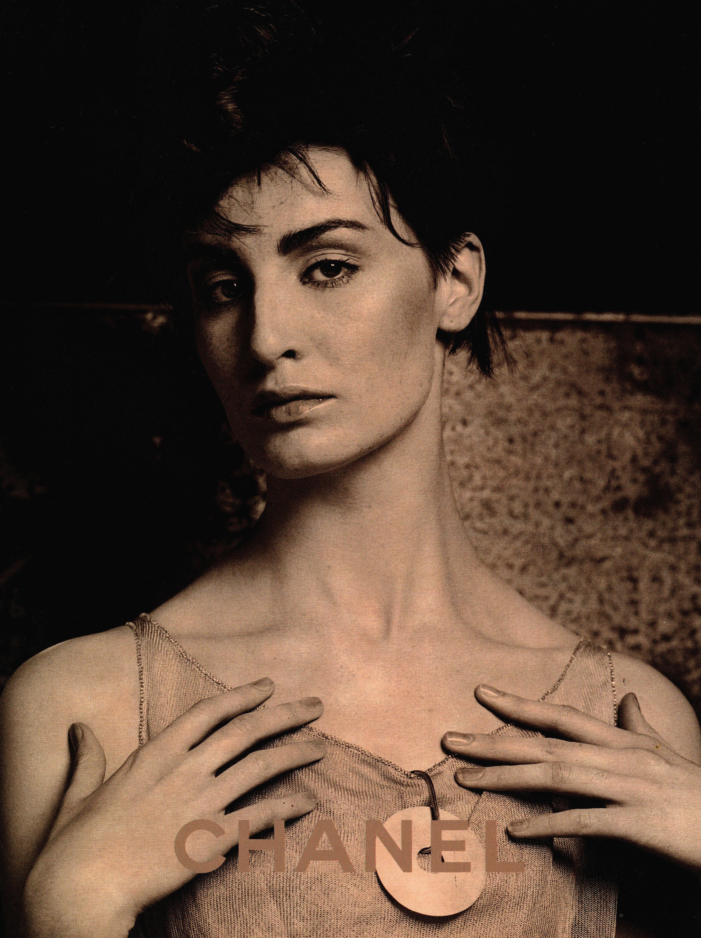 Кампейн Chanel Couture 1998, Vogue Italia, Эрин ОКоннор, фотограф Карл Лагерфельд — Модная фотография 90-х: от гламура к реализму / Камералабс