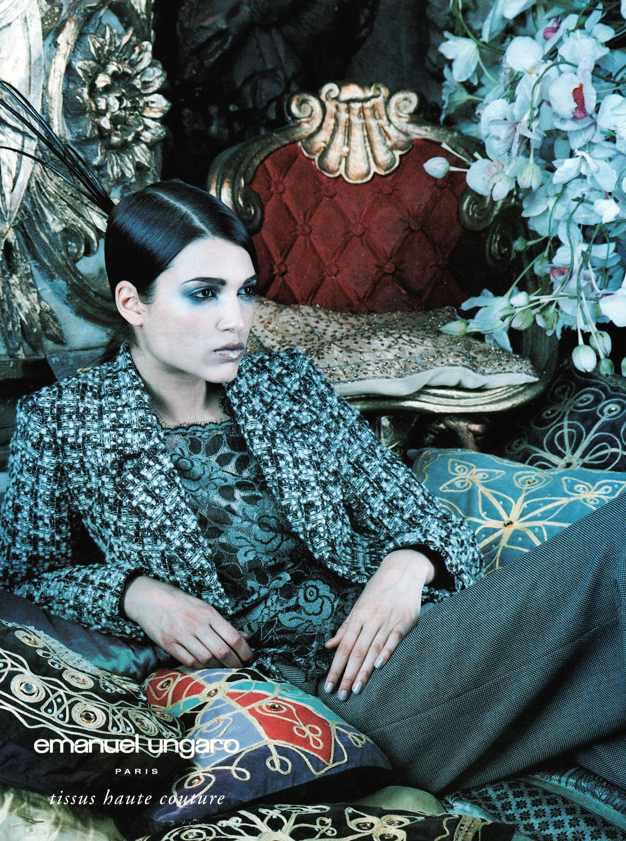 Кампейн Emmanuel Ungaro Couture 1997,  Тереза ​​Лоуренко, фотограф Кристофер Катнер (3) — Модная фотография 90-х: от гламура к реализму / Камералабс