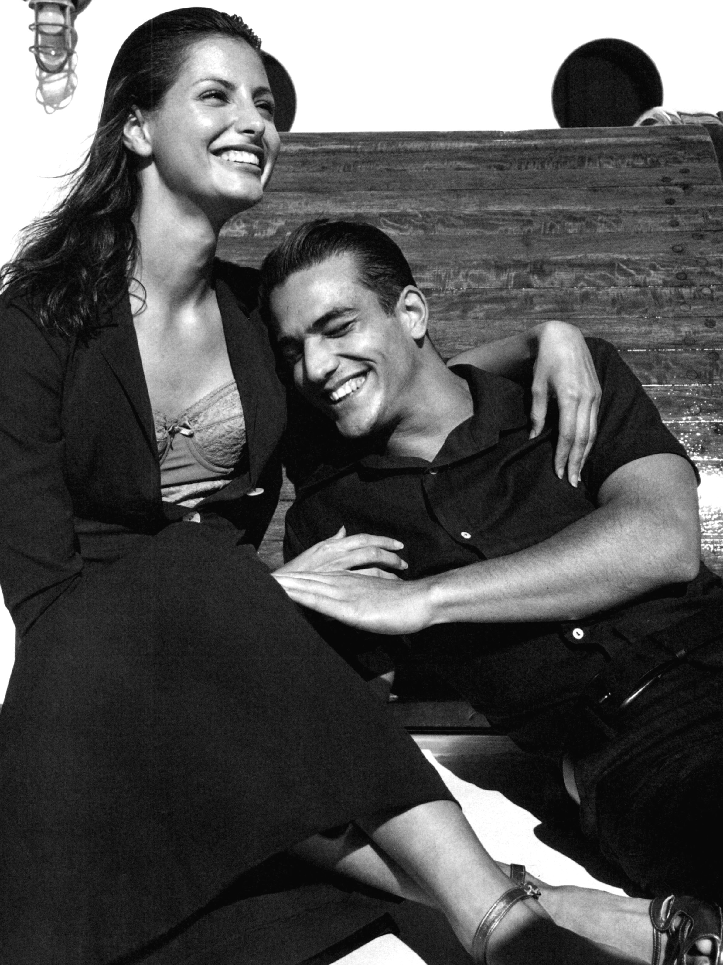 Кампейн Dolce Gabbana 1997, Harpers Bazaar, Vogue, Энрике Паласиос — Модная фотография 90-х: от гламура к реализму / Камералабс