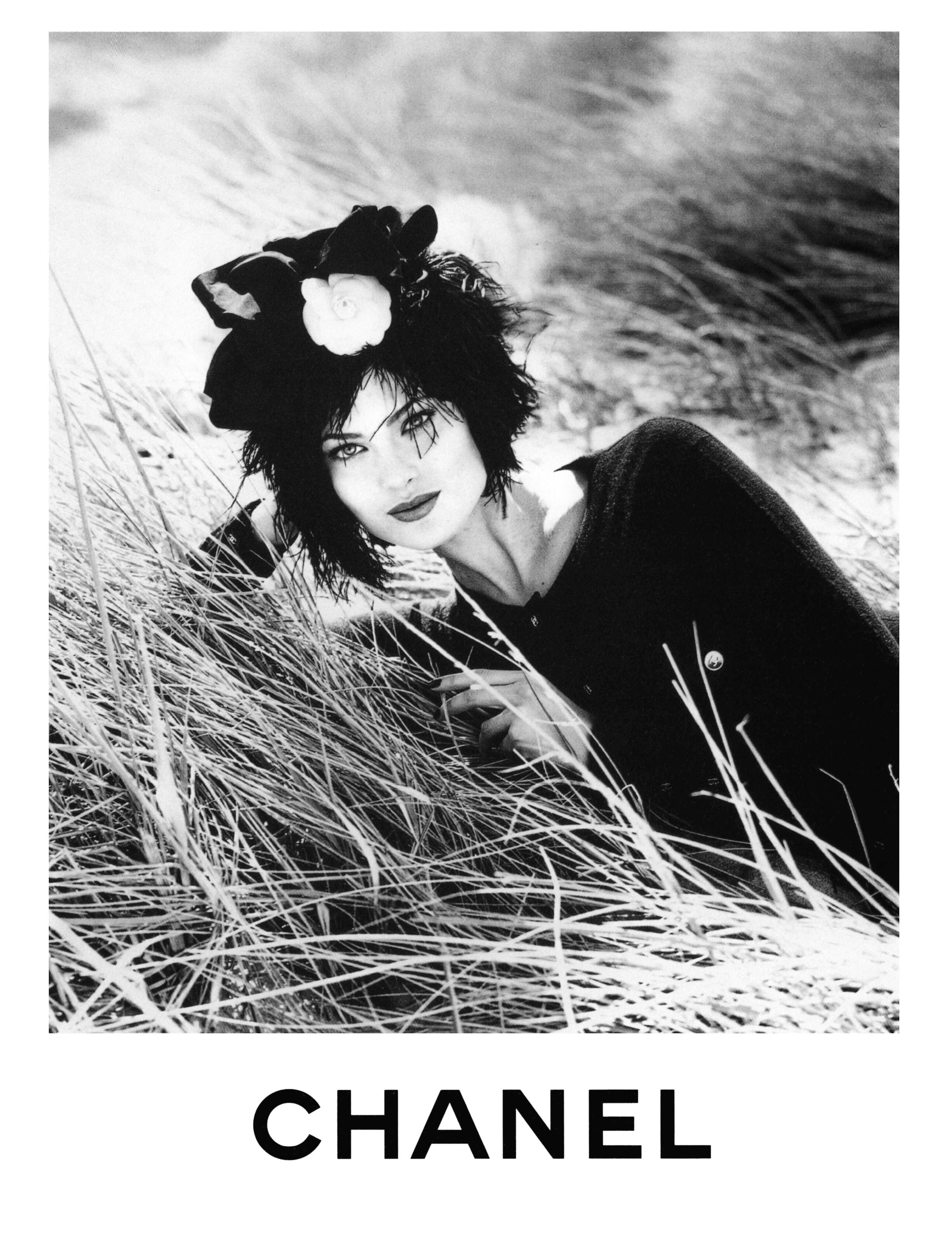 Кампейн Chanel 1995, Шалом Харлоу, фотограф Карл Лагерфельд — Модная фотография 90-х: от гламура к реализму / Камералабс