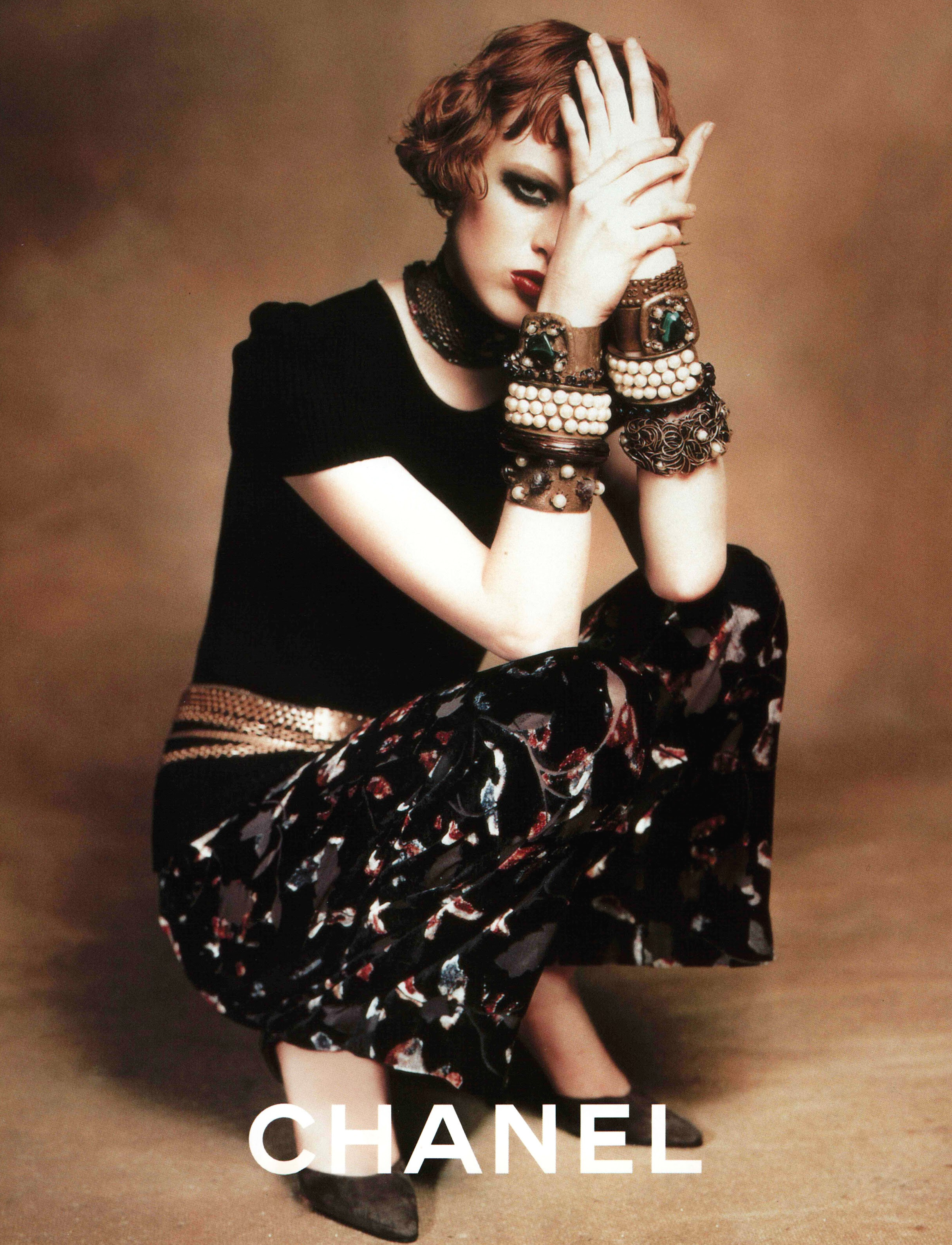 Кампейн Chanel 1997, Vogue Italia, Карен Элсон, фотограф Карл Лагерфельд — Модная фотография 90-х: от гламура к реализму / Камералабс