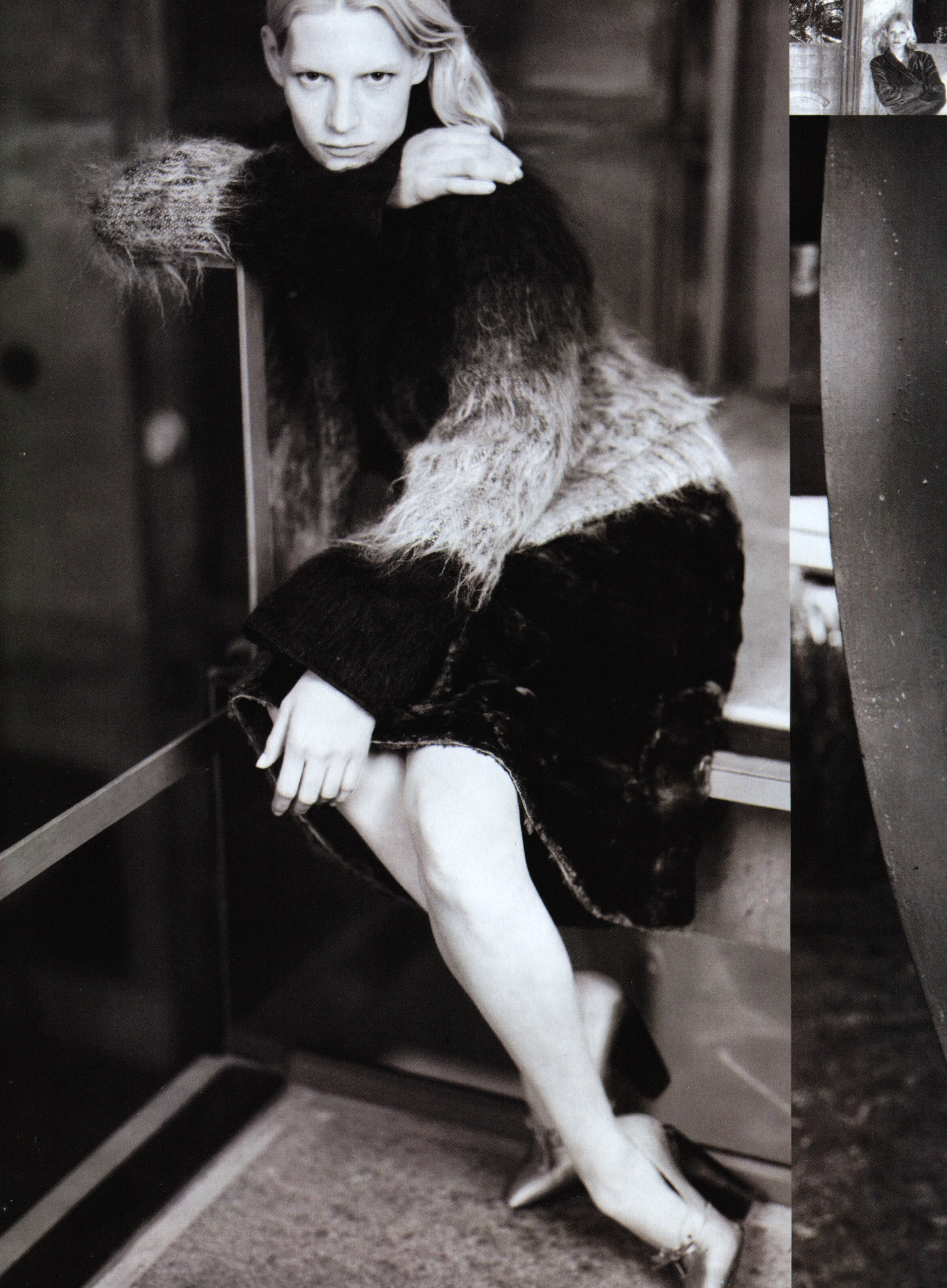 Кампейн Fendi 1998, Vogue Italia, Vogue, Кирстен Оуэн, фотограф Карл Лагерфельд (4) — Модная фотография 90-х: от гламура к реализму / Камералабс