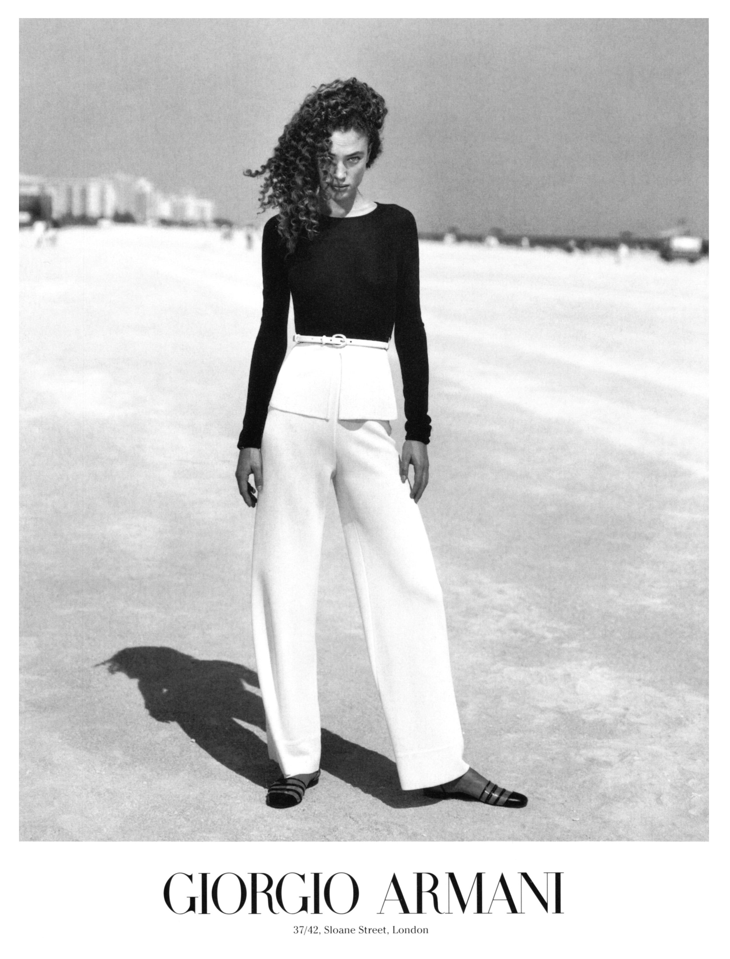 Кампейн Giorgio Armani 1996, Vogue UK, фотограф Питер Линдберг (2) — Модная фотография 90-х: от гламура к реализму / Камералабс