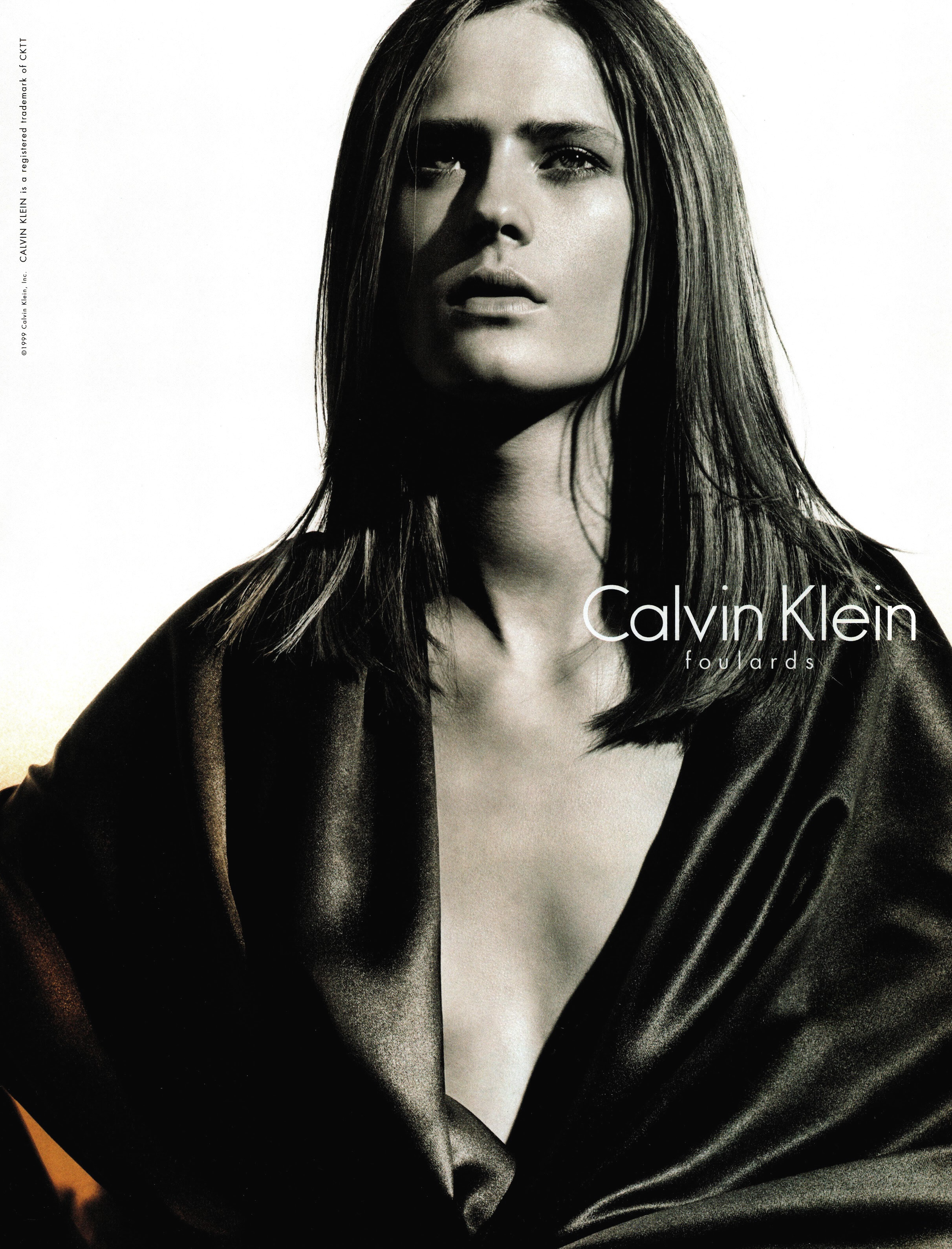 Кампейн Calvin Klein 1999, Vogue UK, Лиза Рэтлифф (2) — Модная фотография 90-х: от гламура к реализму / Камералабс