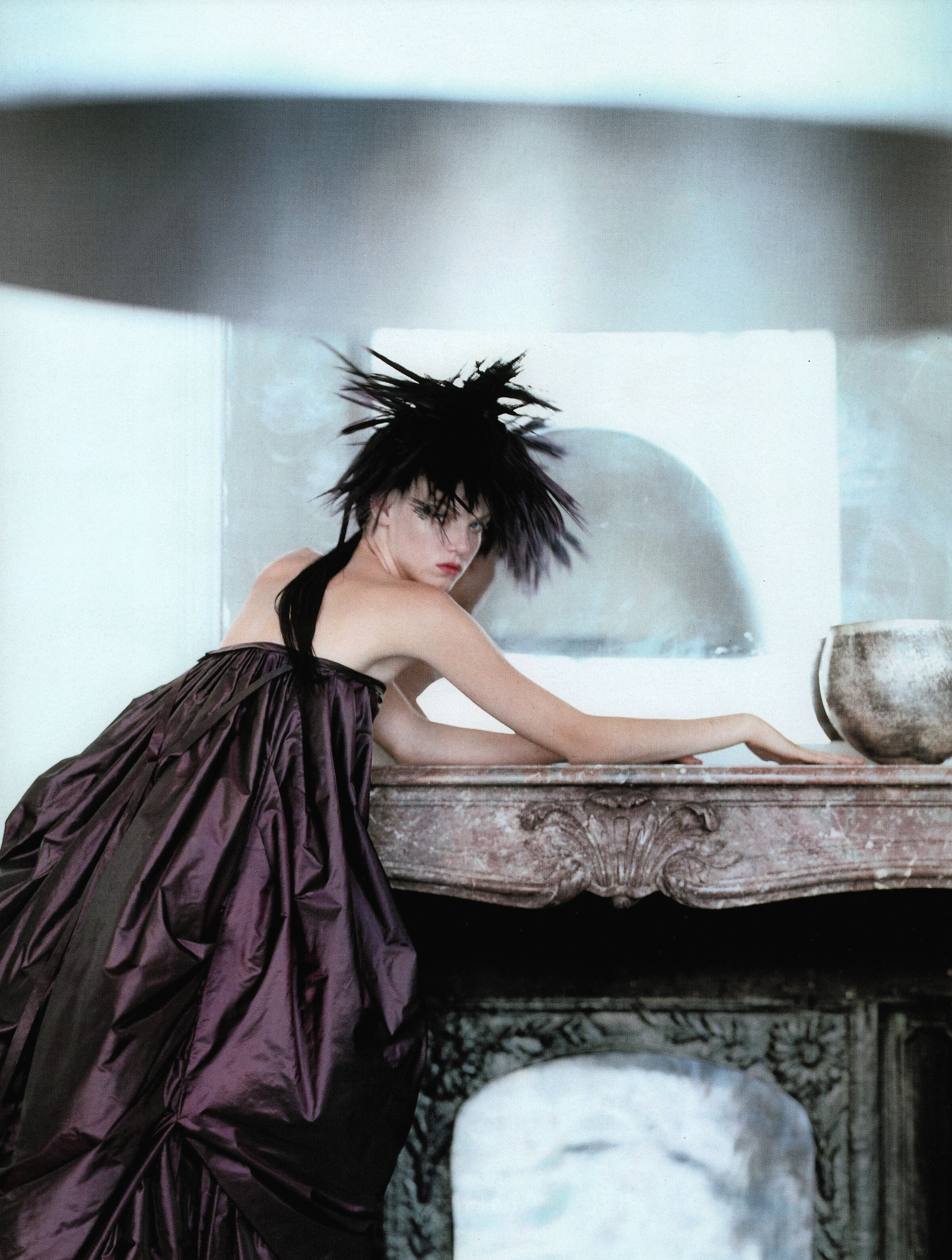 Кампейн Chanel Couture 1999, Анджела Линдвалл, фотограф Карл Лагерфельд (2) — Модная фотография 90-х: от гламура к реализму / Камералабс