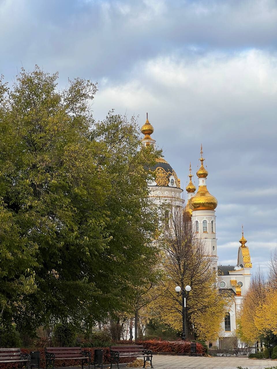 Донецк.
Спят курганы тёмные - солнцем опалённые. (5)