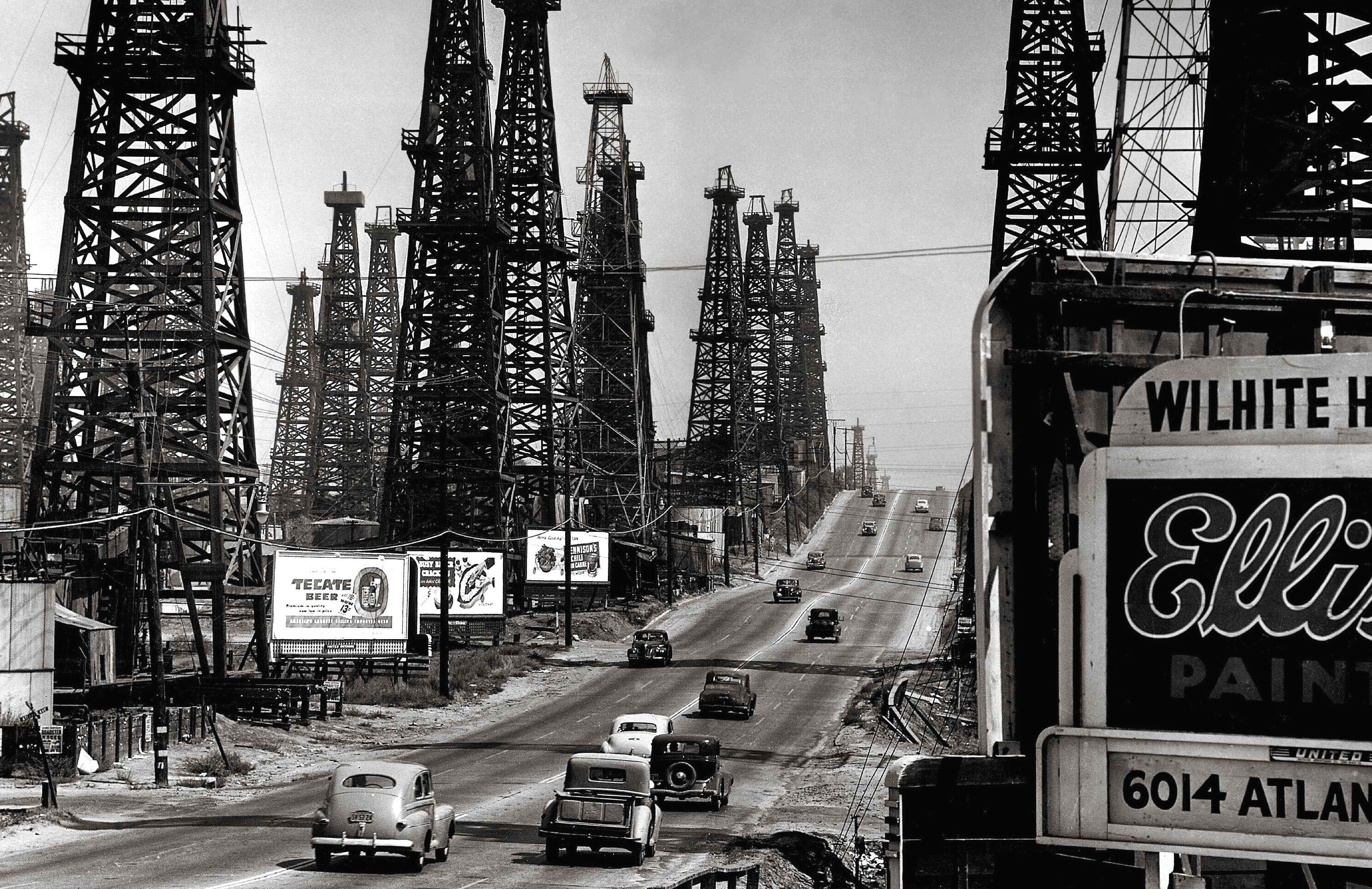 Нефтяное месторождение Сигнал-Хилл, Лонг-Бич, Калифорния, США, 1944 год, фотограф Андреас Фейнингер (Andreas Feininger)