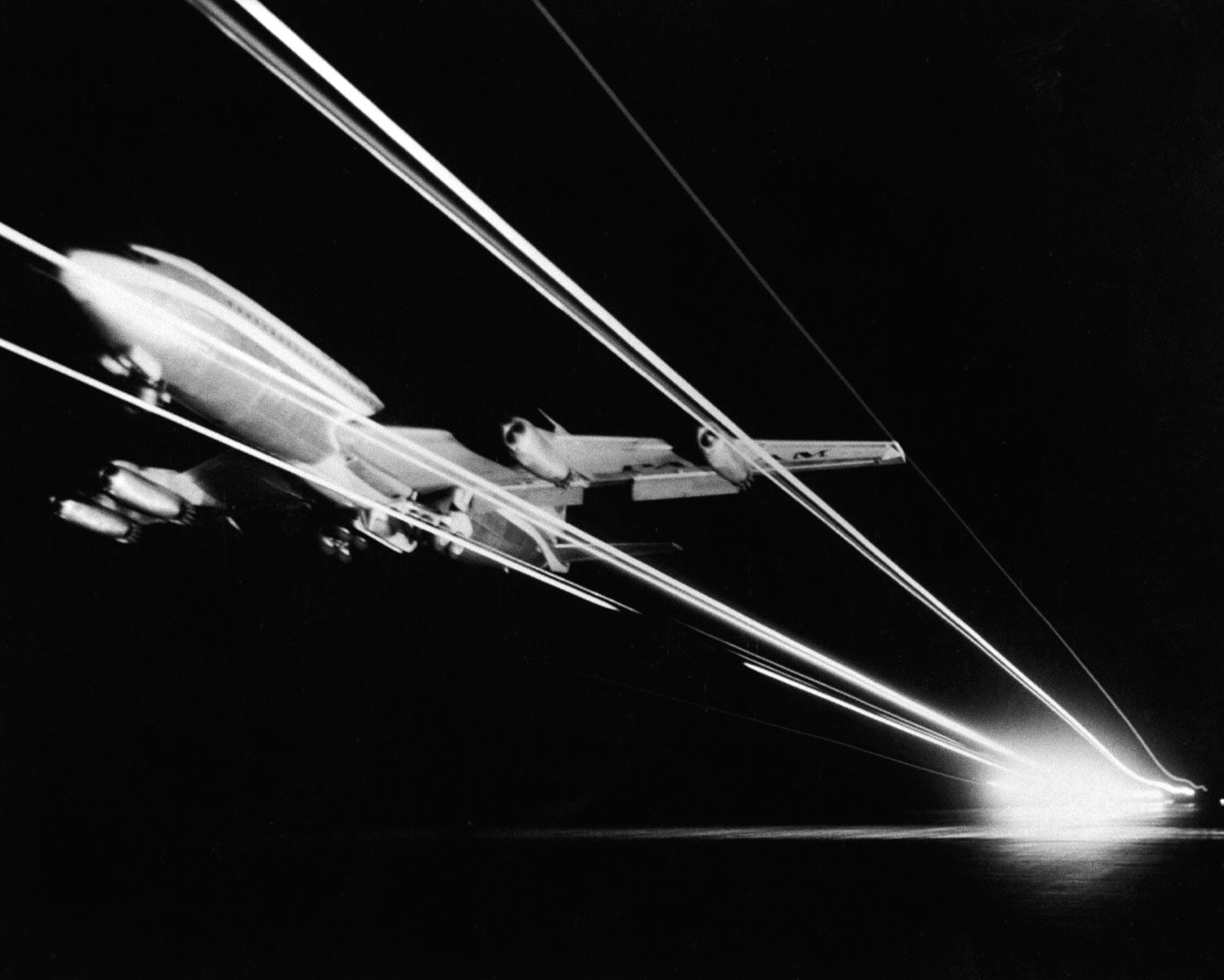 Взлет самолета Boeing 707, США, 1958 год, фотограф Джозеф Шершель