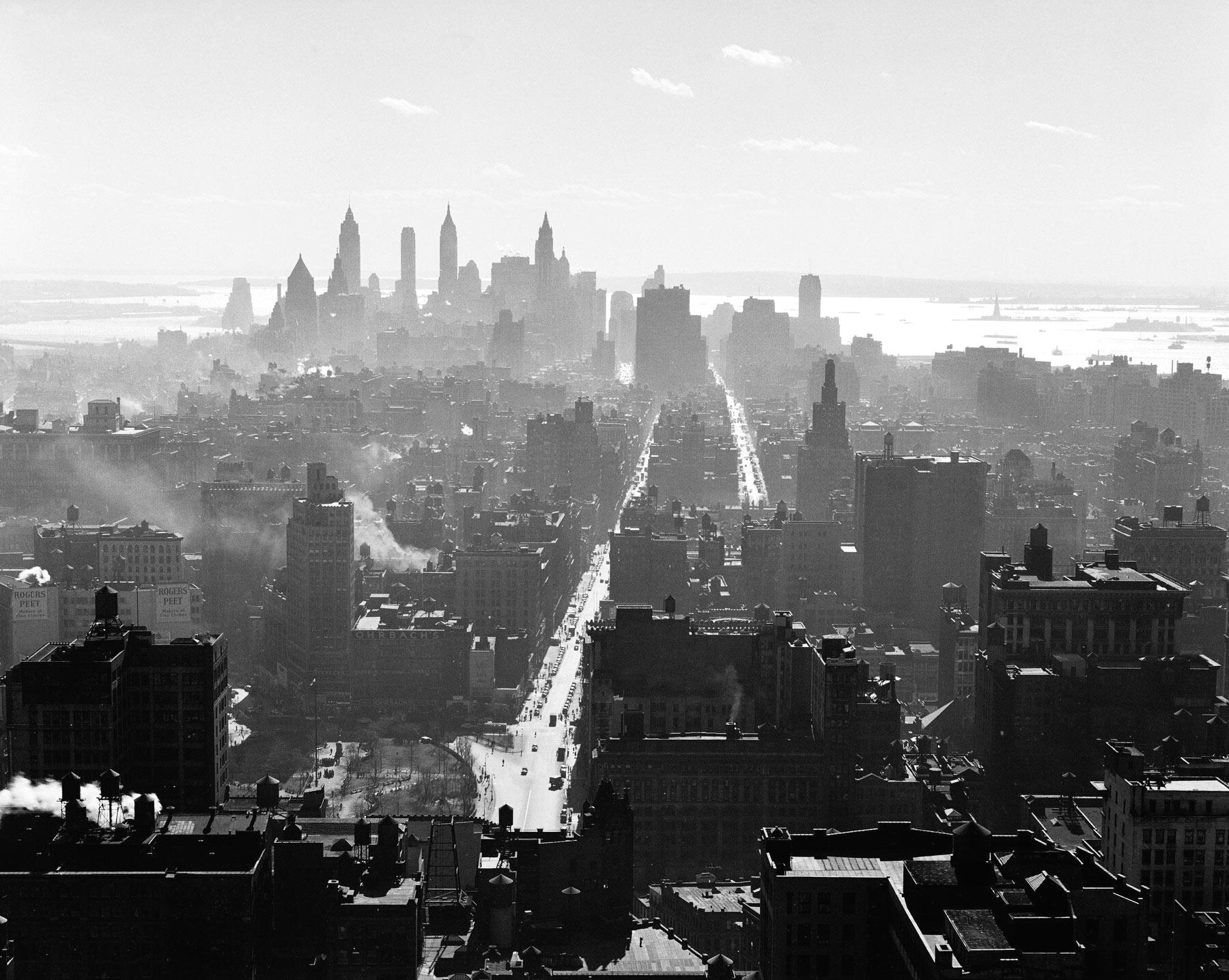 Вид на Манхэттен в начале 1940-х годов с башни Metropolitan Life Insurance, фотограф Андреас Фейнингер