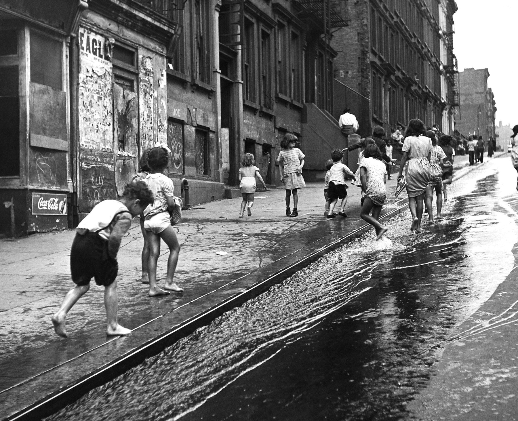 Дети в Гарлеме, Нью-Йорк, США, 1947 год, фотограф Ральф Морс