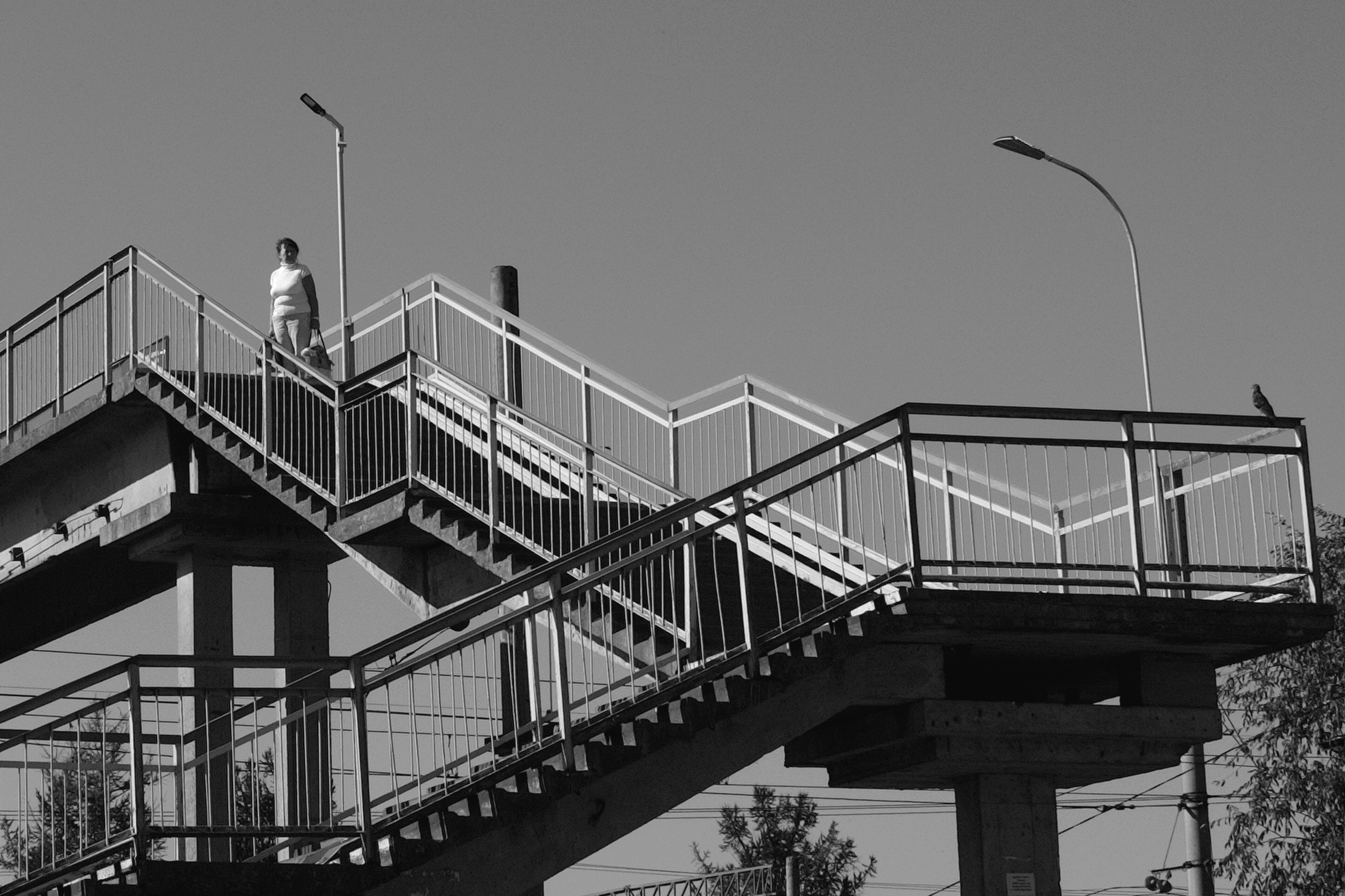 прочитал здесь где-то статью, про фотовуайеризм, некогда популярное в Японии движение у фотографов, в узких кругах. мне нравится тема наблюдения,... (3)