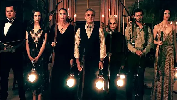 Я иду искать (Ready or Not, 2019), режиссёр Мэттью Беттинелли-Олпин, Тайлер Джиллетт (2) — GIF