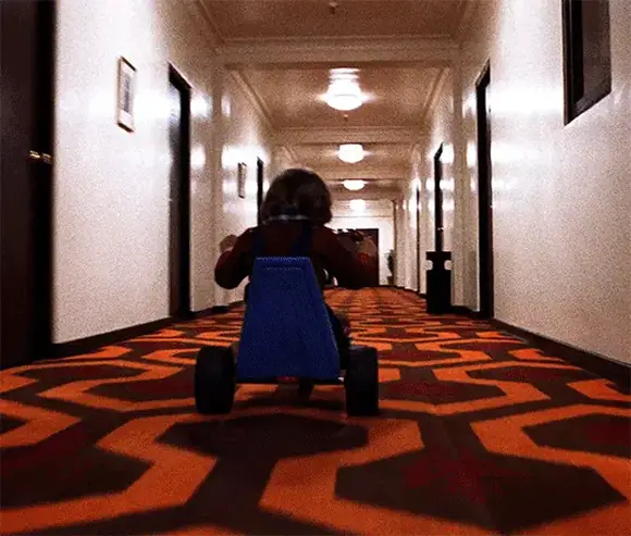 Сияние (The Shining, 1980), режиссёр Стэнли Кубрик — GIF