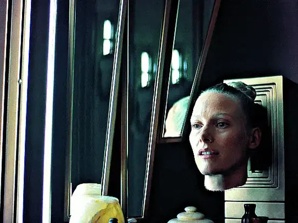 Основание (Foundation, 2021-), режиссёры Роксанн Доусон, Алекс Грейвз (2) — GIF