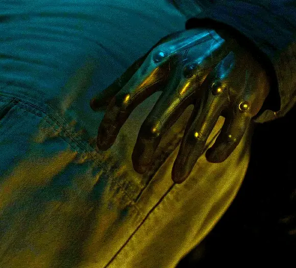 Чужой Земля (Alien Earth, 2025), режиссёр Ной Хоули, Дана Гонсалес (3) — GIF