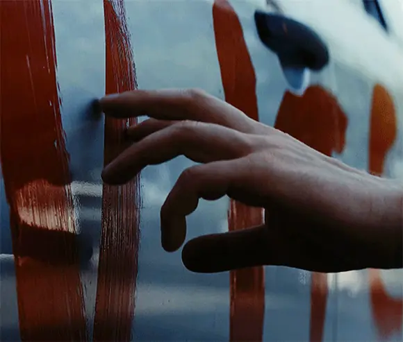 Орудия (Weapons, 2025), режиссёр Зак Креггер — GIF