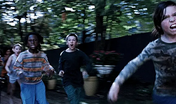 Орудия (Weapons, 2025), режиссёр Зак Креггер (6) — GIF