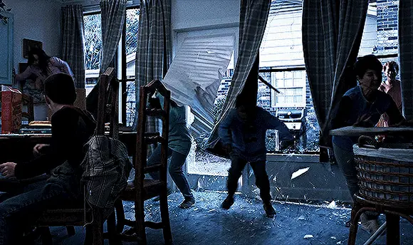 Орудия (Weapons, 2025), режиссёр Зак Креггер (4) — GIF