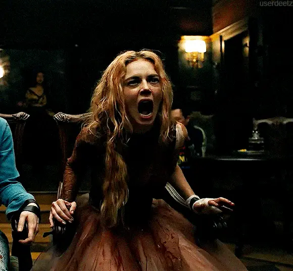 Самара Уивинг в роли Грейс Макколауэй «Я иду искать 2» (Ready or Not 2 Here I Come, 2026), режиссёры Мэтт Беттинелли-Олпин, Тайлер Гиллетт (2) — GIF