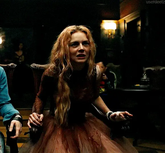 Самара Уивинг в роли Грейс Макколауэй «Я иду искать 2» (Ready or Not 2 Here I Come, 2026), режиссёры Мэтт Беттинелли-Олпин, Тайлер Гиллетт (2) — GIF