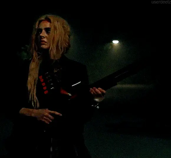 Самара Уивинг в роли Грейс Макколауэй «Я иду искать 2» (Ready or Not 2 Here I Come, 2026), режиссёры Мэтт Беттинелли-Олпин, Тайлер Гиллетт — GIF