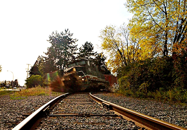 Пункт назначения Узы крови (Final Destination Bloodlines, 2025), режиссёр Зак Липовски, Адам Стейн (5) — GIF