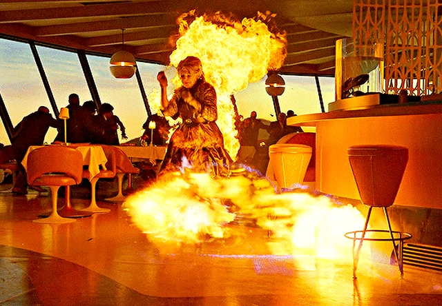 Пункт назначения Узы крови (Final Destination Bloodlines, 2025), режиссёр Зак Липовски, Адам Стейн — GIF