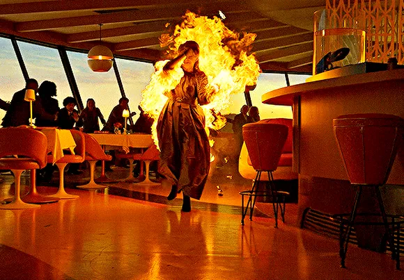 Пункт назначения Узы крови (Final Destination Bloodlines, 2025), режиссёр Зак Липовски, Адам Стейн — GIF