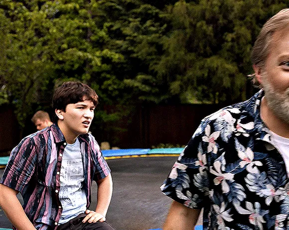 Пункт назначения Узы крови (Final Destination Bloodlines, 2025), режиссёры Зак Липовски, Адам Стейн — GIF