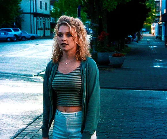 Пункт назначения (Final Destination, 2000), режиссёр Джеймс Вонг (4) — GIF