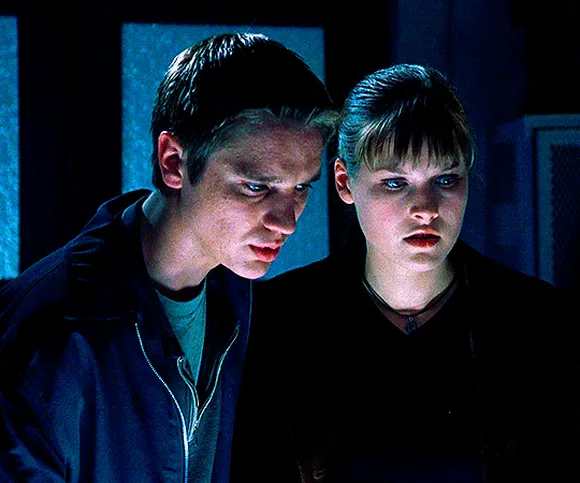 Пункт назначения (Final Destination, 2000), режиссёр Джеймс Вонг (3) — GIF