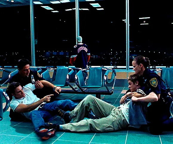 Пункт назначения (Final Destination, 2000), режиссёр Джеймс Вонг — GIF