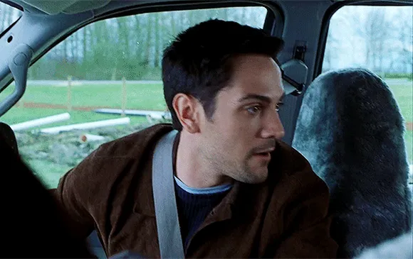 Пункт назначения 2 (Final Destination 2, 2003), режиссёр Дэвид Эллис (8) — GIF