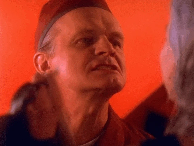 Сериал Лексс (Lexx, 1997-2002), рабыня любви (Ева Хаберманн) (2) — Кино GIF