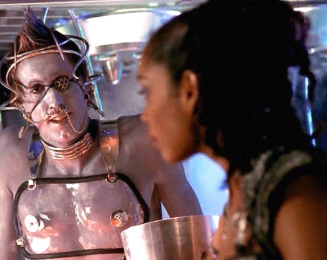 Клеопатра 2525 (Cleopatra 2525, 2000) (2) — Кино GIF