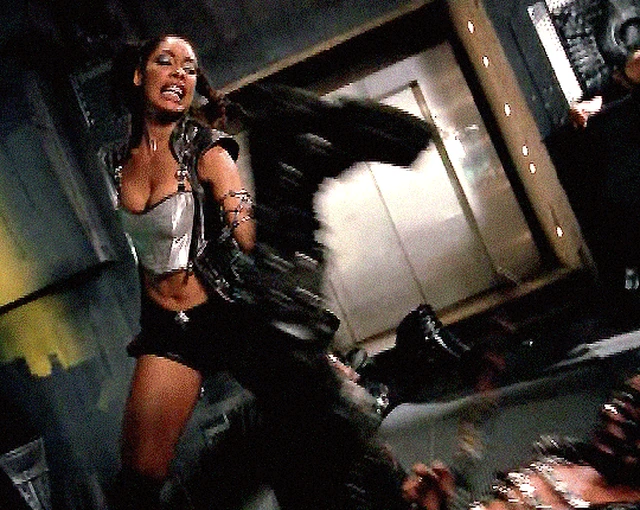 Клеопатра 2525 (Cleopatra 2525, 2000) (3) — Кино GIF