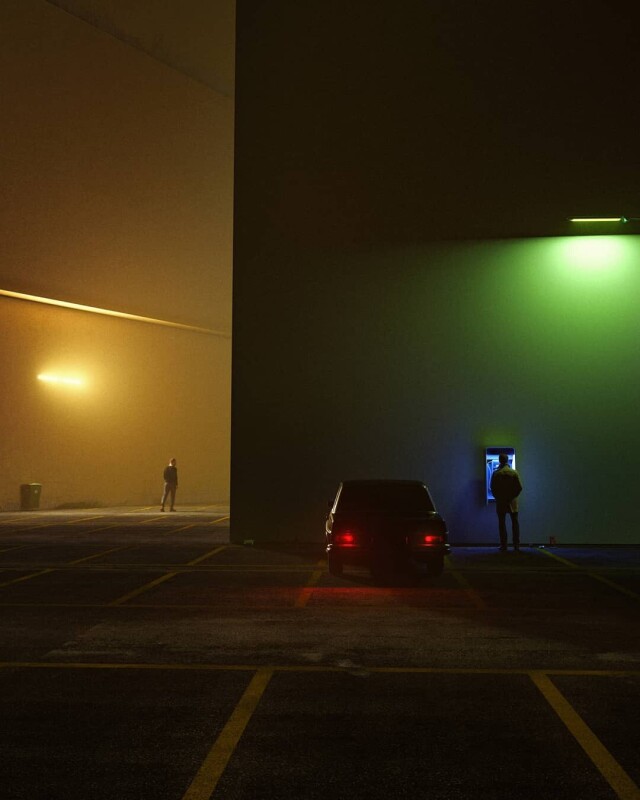 Ночной звонок. Фотограф George Natsioulis