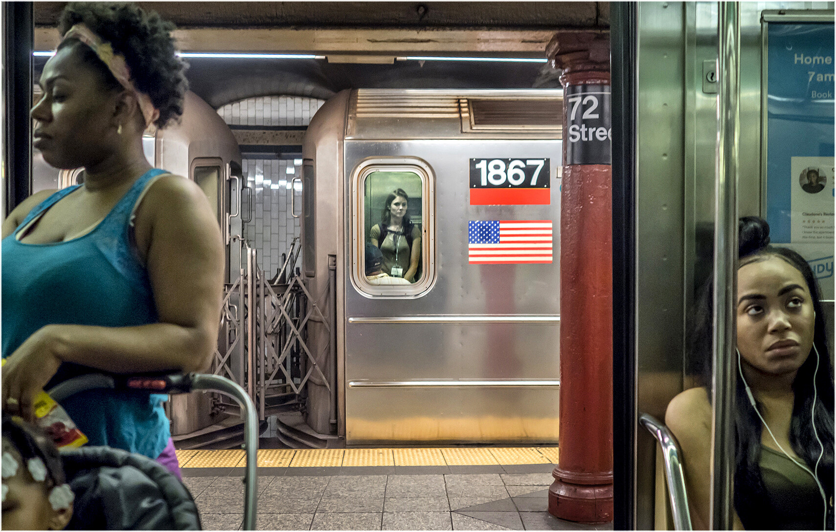 Три женщины. Метро, Нью-Йорк, 2017. Фотограф Мэтт Вебер