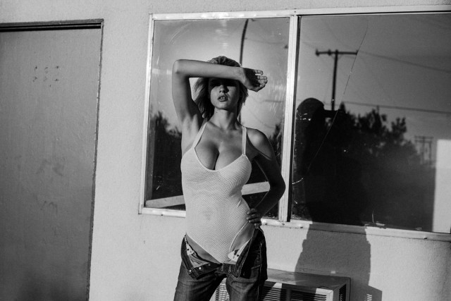 Model El Britten.  Photographer Chuck Lang