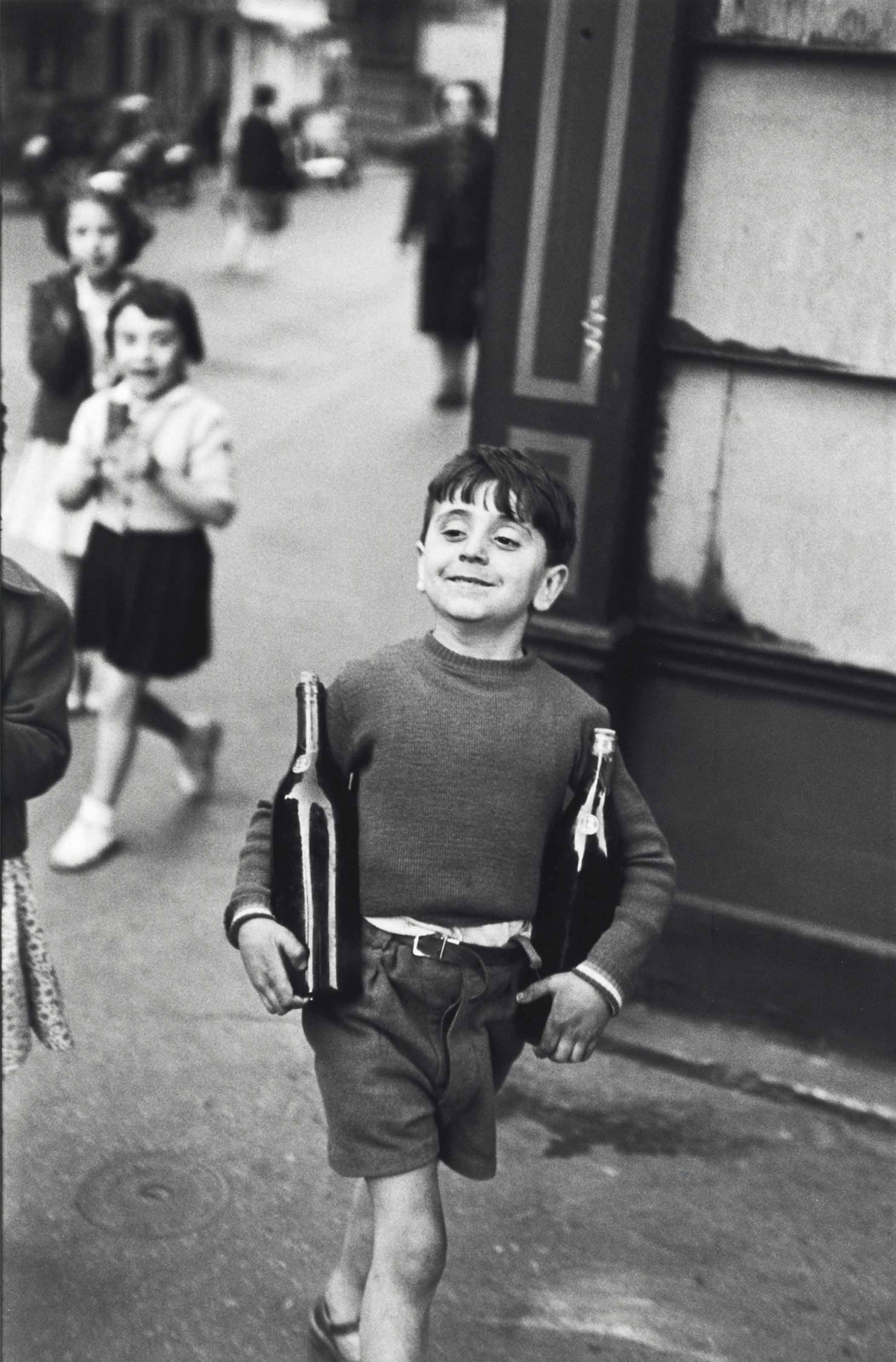 Улица Муфтар, Париж, 1954. Фотограф Анри Картье-Брессон