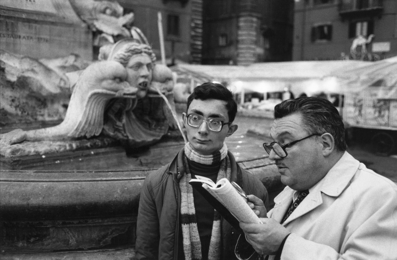 ÐÑÑÑÑÐ° Ð´ÐµÐ»Ð»Ð° Ð&nbsp;Ð¾ÑÐ¾Ð½Ð´Ð°. Ð&nbsp;Ð¸Ð¼, ÐÑÐ°Ð»Ð¸Ñ, 1980. Ð¤Ð¾ÑÐ¾Ð³ÑÐ°Ñ Ð&nbsp;Ð¸ÑÐ°ÑÐ´ ÐÐ°Ð»Ð²Ð°Ñ