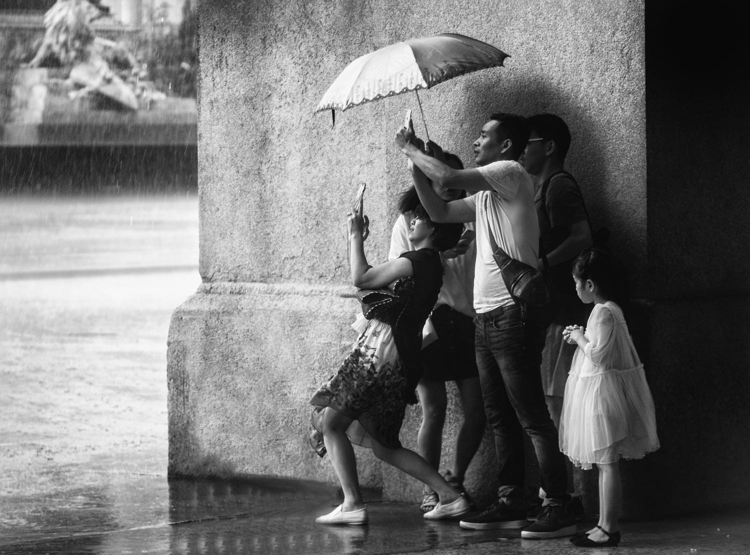 Дождь в Милане, Италия. Фотограф Petricor Photography