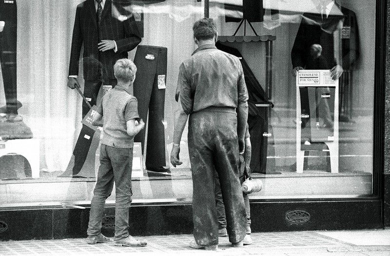 Витрина магазина, Лондон, 1971. Фотограф Жан-Пьер Ру