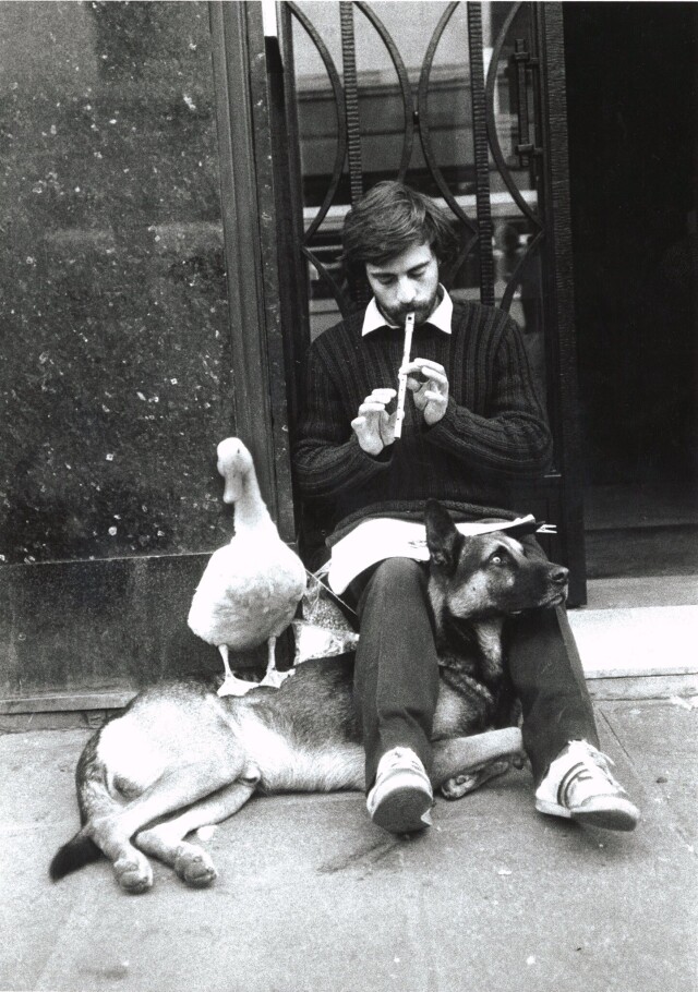 Из серии «Кошки и Собаки». Париж, 1980-е. Фотограф Александр Бородулин