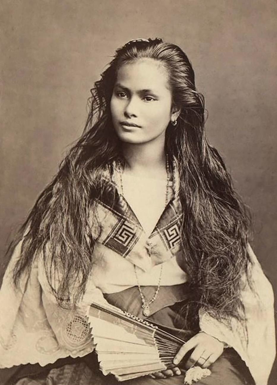 Женщина с острова Лусон, Филиппины, 1875. Фотограф Франциско Ван Кэмп — История в фотографиях: люди, времена и нравы / Камералабс