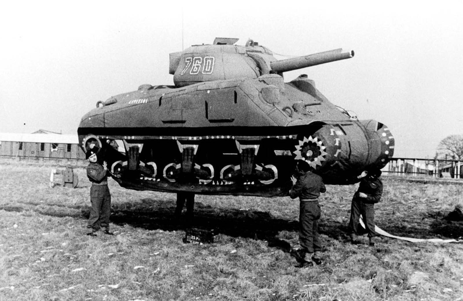 Резиновый муляж танка, Англия, 1939 год — История в фотографиях: люди, времена и нравы / Камералабс